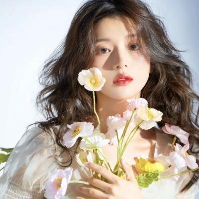 别低头王冠会掉